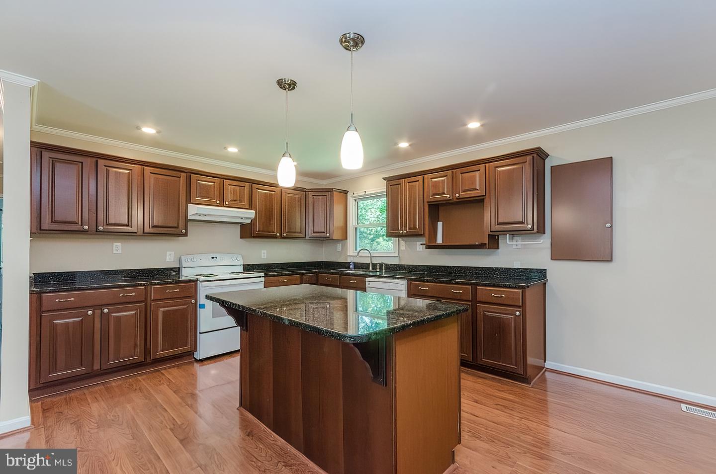 MECKLENBURG HEIGHTS - Residential