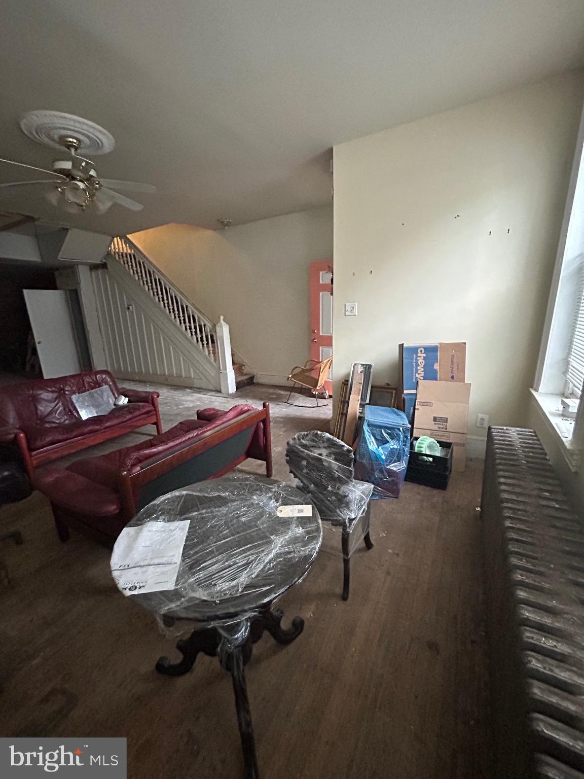 KENSINGTON - Residential