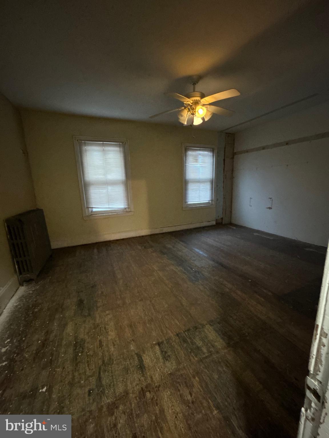 KENSINGTON - Residential