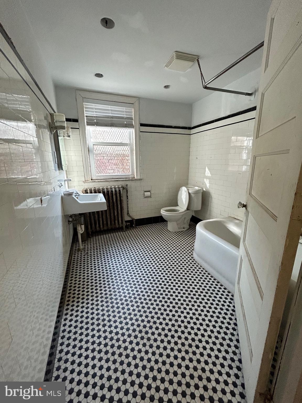 KENSINGTON - Residential