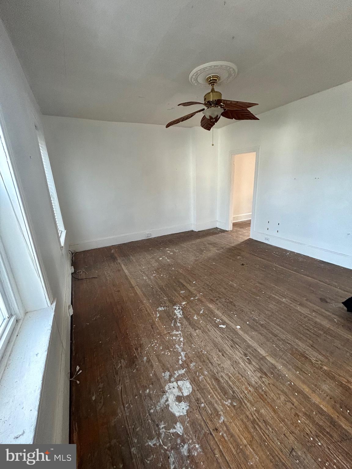 KENSINGTON - Residential