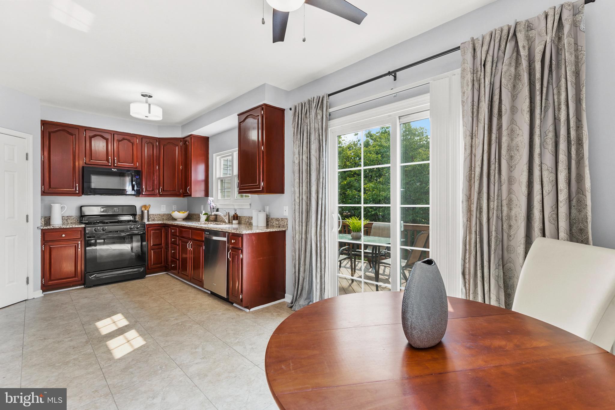 THE MEWS - Residential