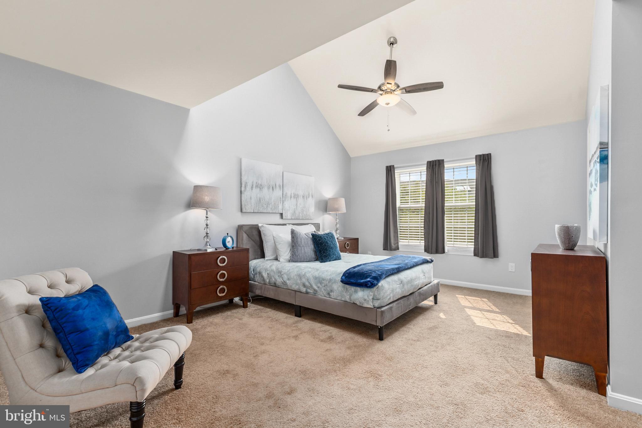 THE MEWS - Residential