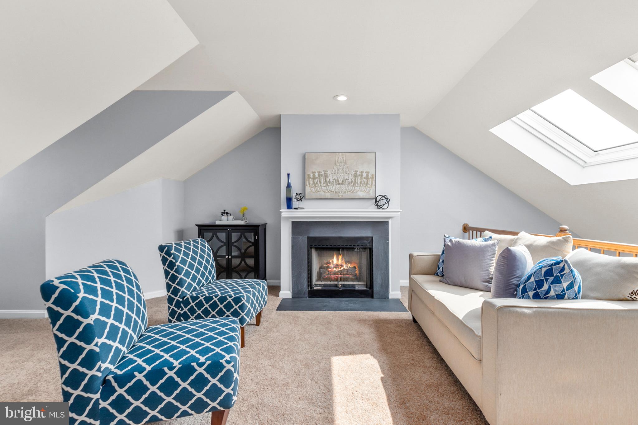 THE MEWS - Residential