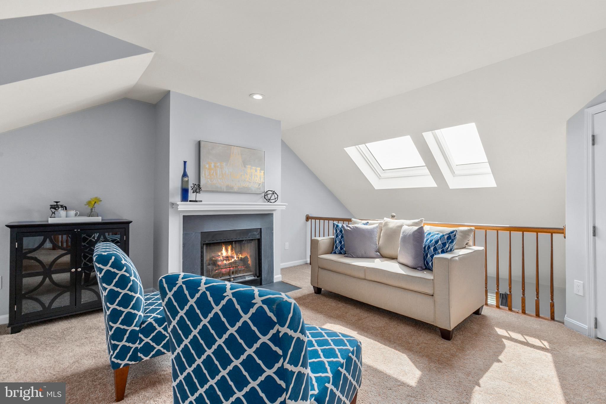 THE MEWS - Residential