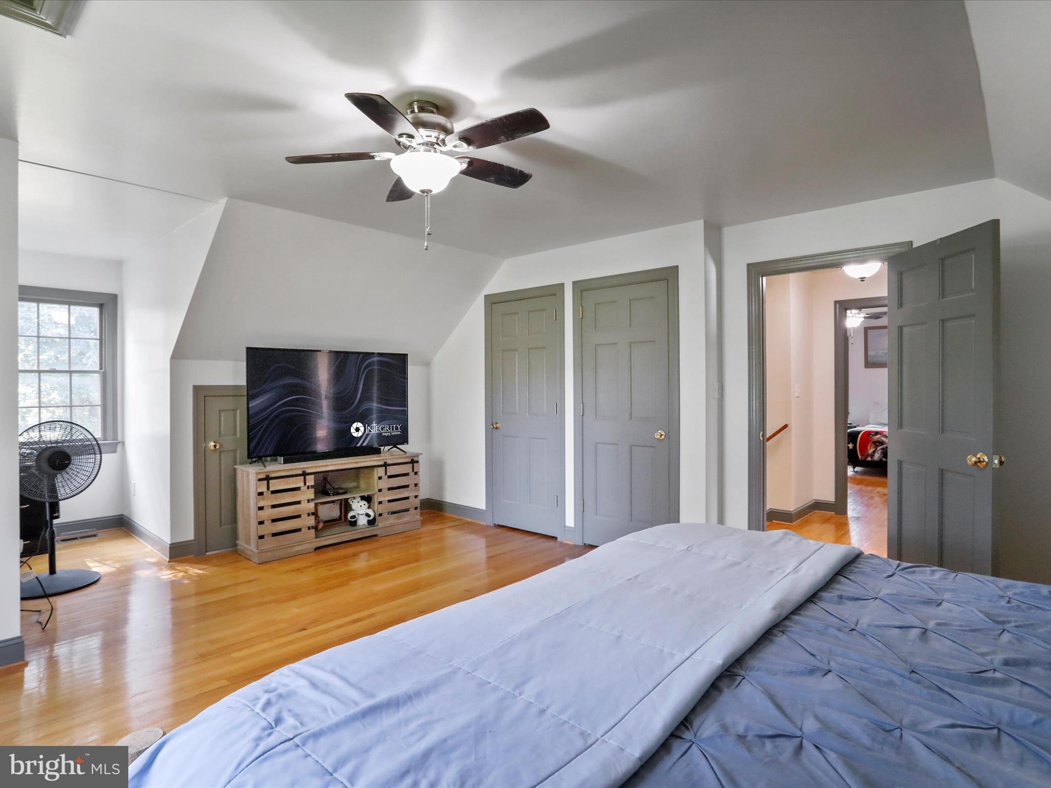 VALLEY VIEW - Residential