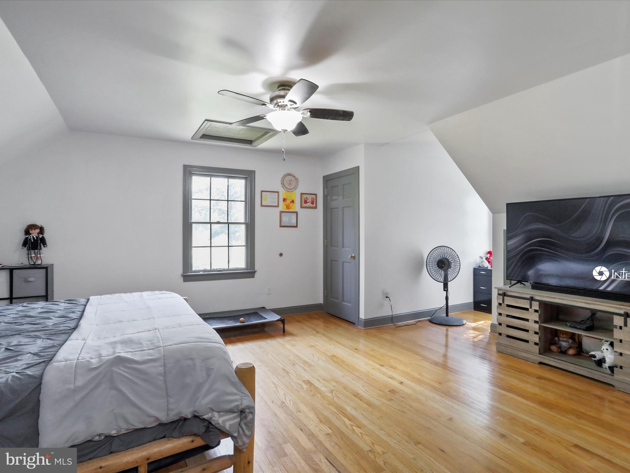 VALLEY VIEW - Residential