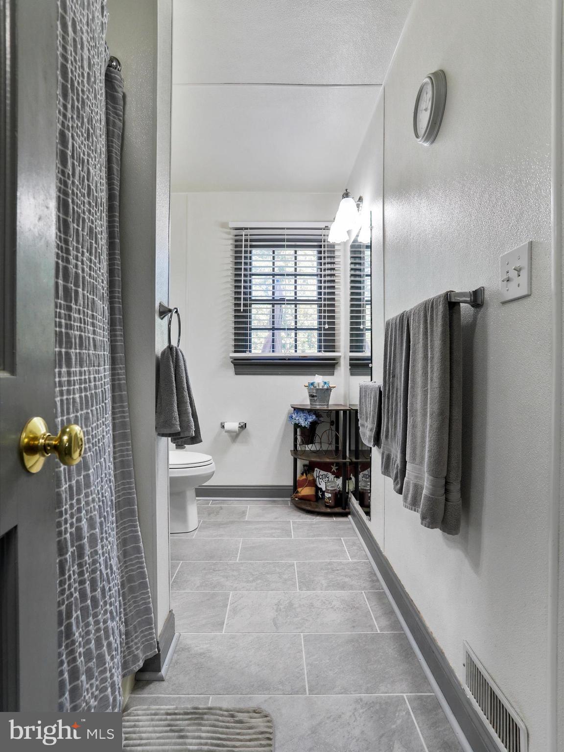 VALLEY VIEW - Residential