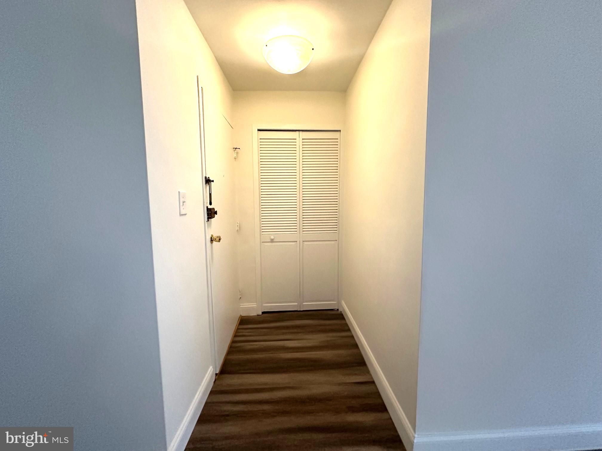 THE SEASONS - Residential