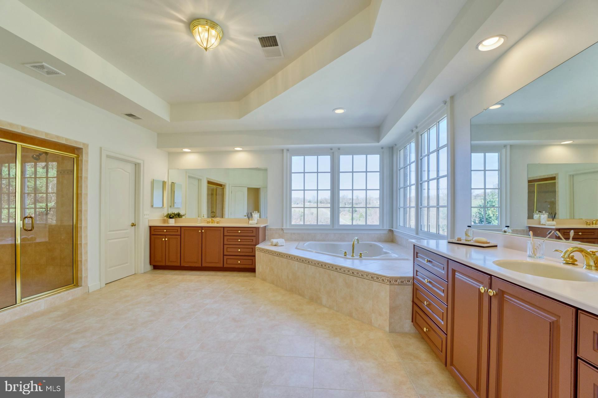 BEACON HILL - Residential