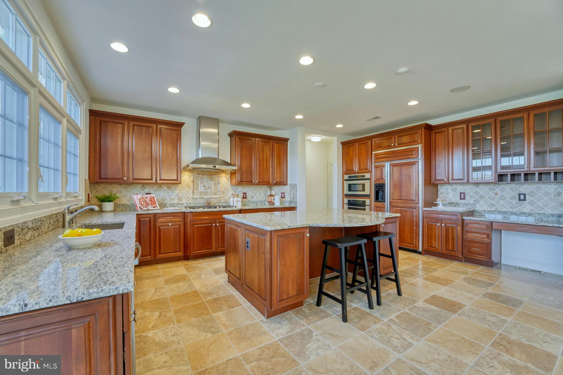 BEACON HILL - Residential