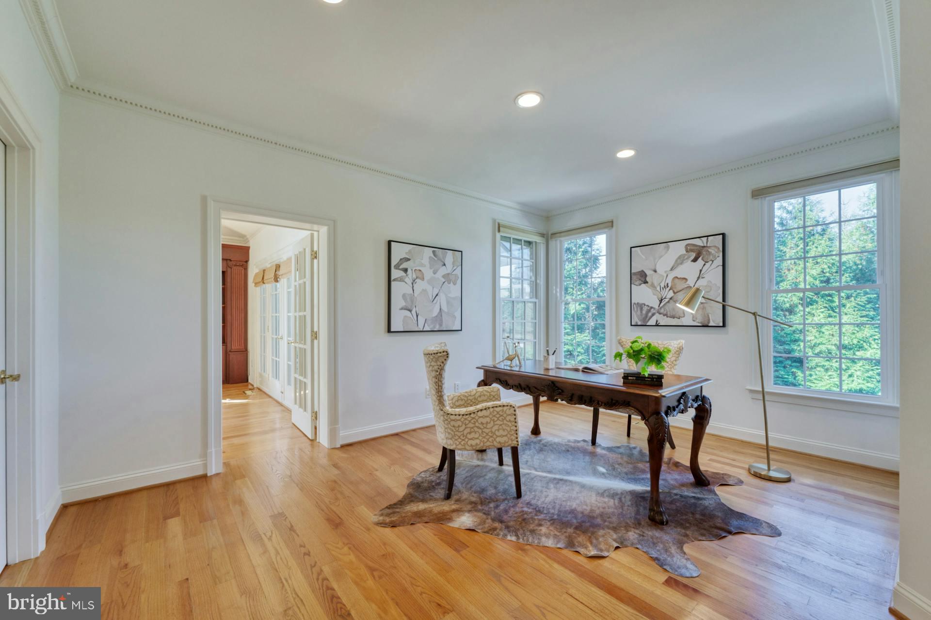 BEACON HILL - Residential