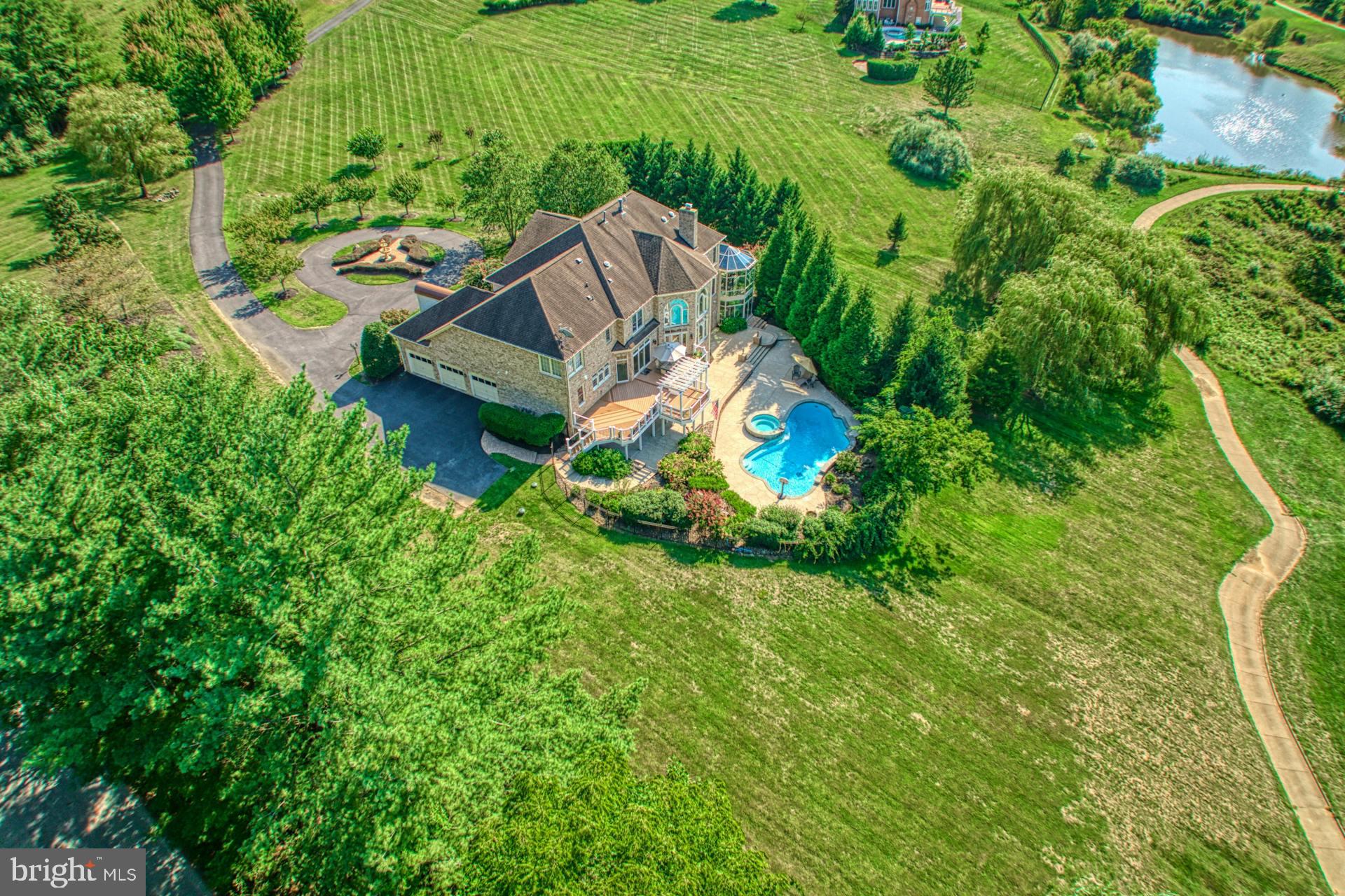 BEACON HILL - Residential