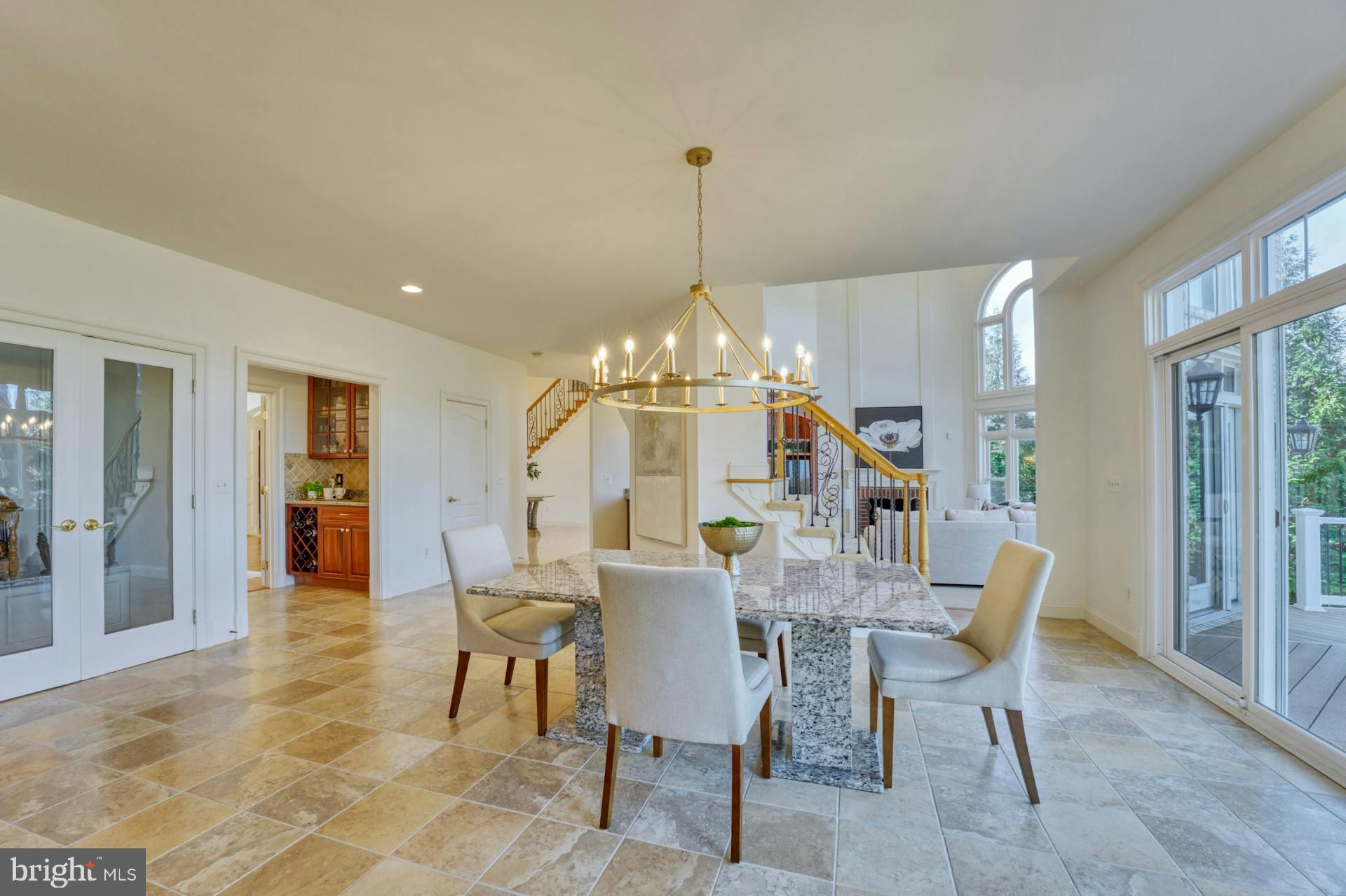 BEACON HILL - Residential