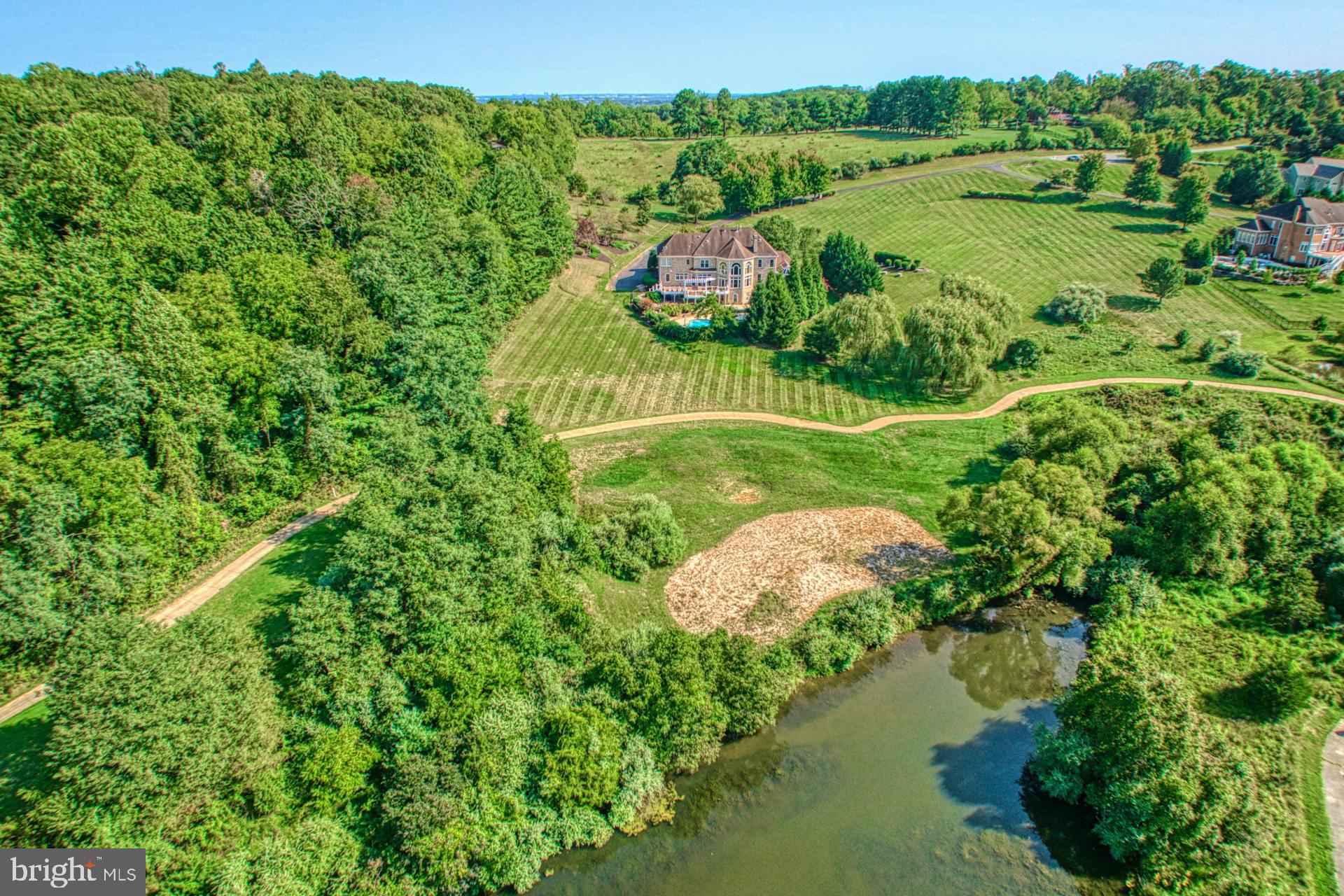 BEACON HILL - Residential