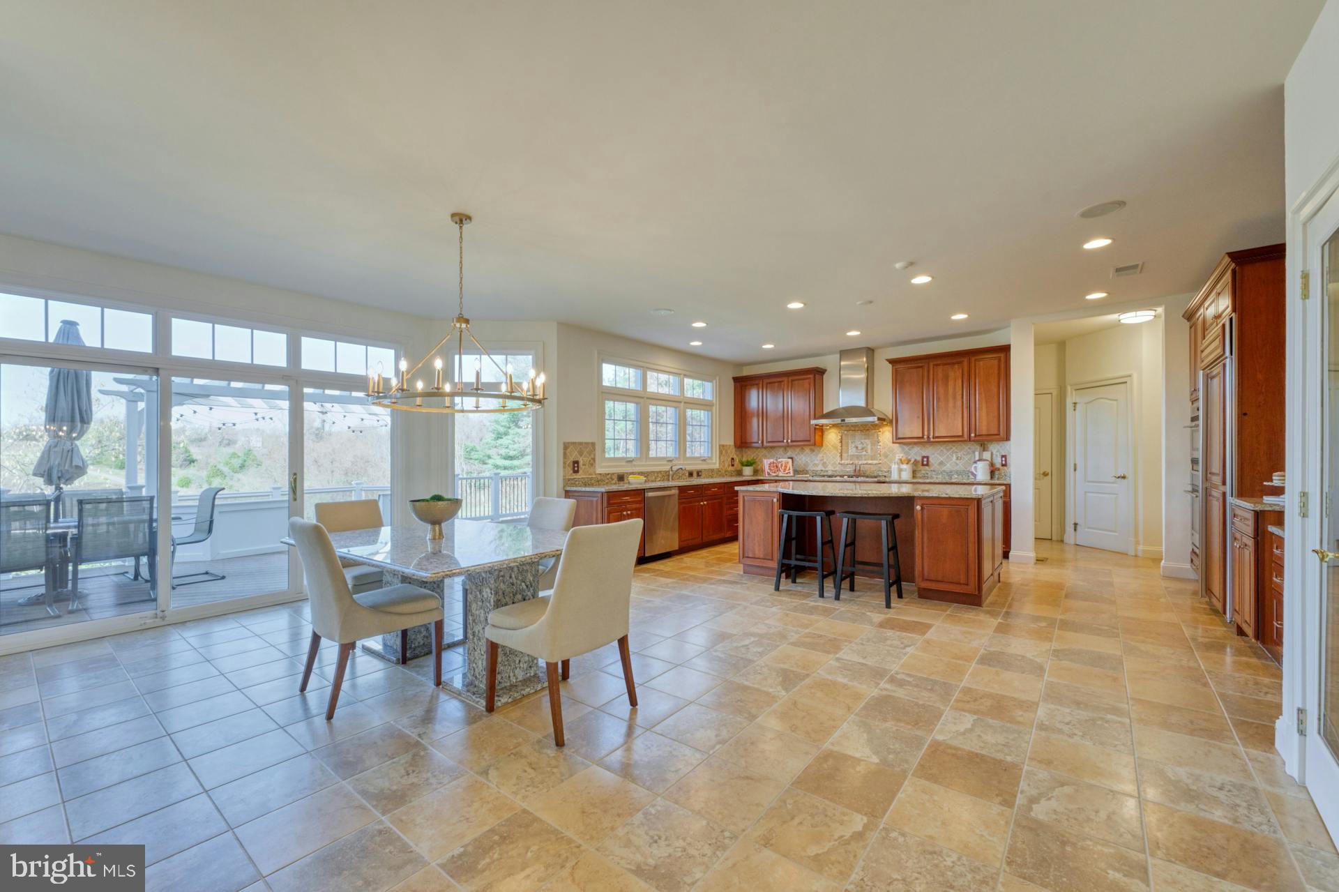 BEACON HILL - Residential