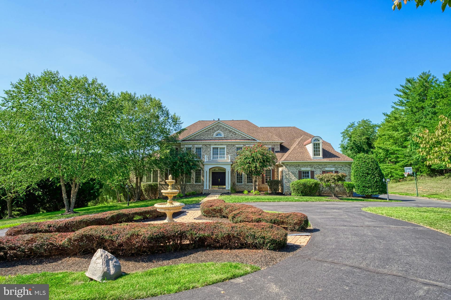 BEACON HILL - Residential