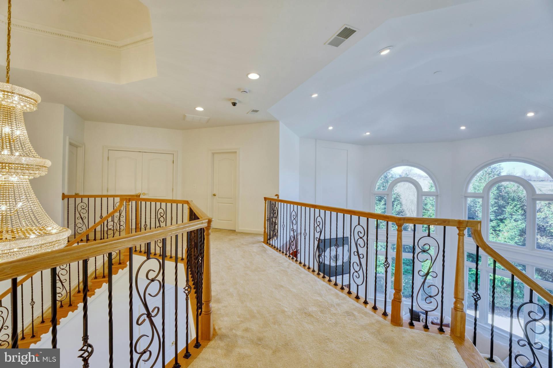 BEACON HILL - Residential