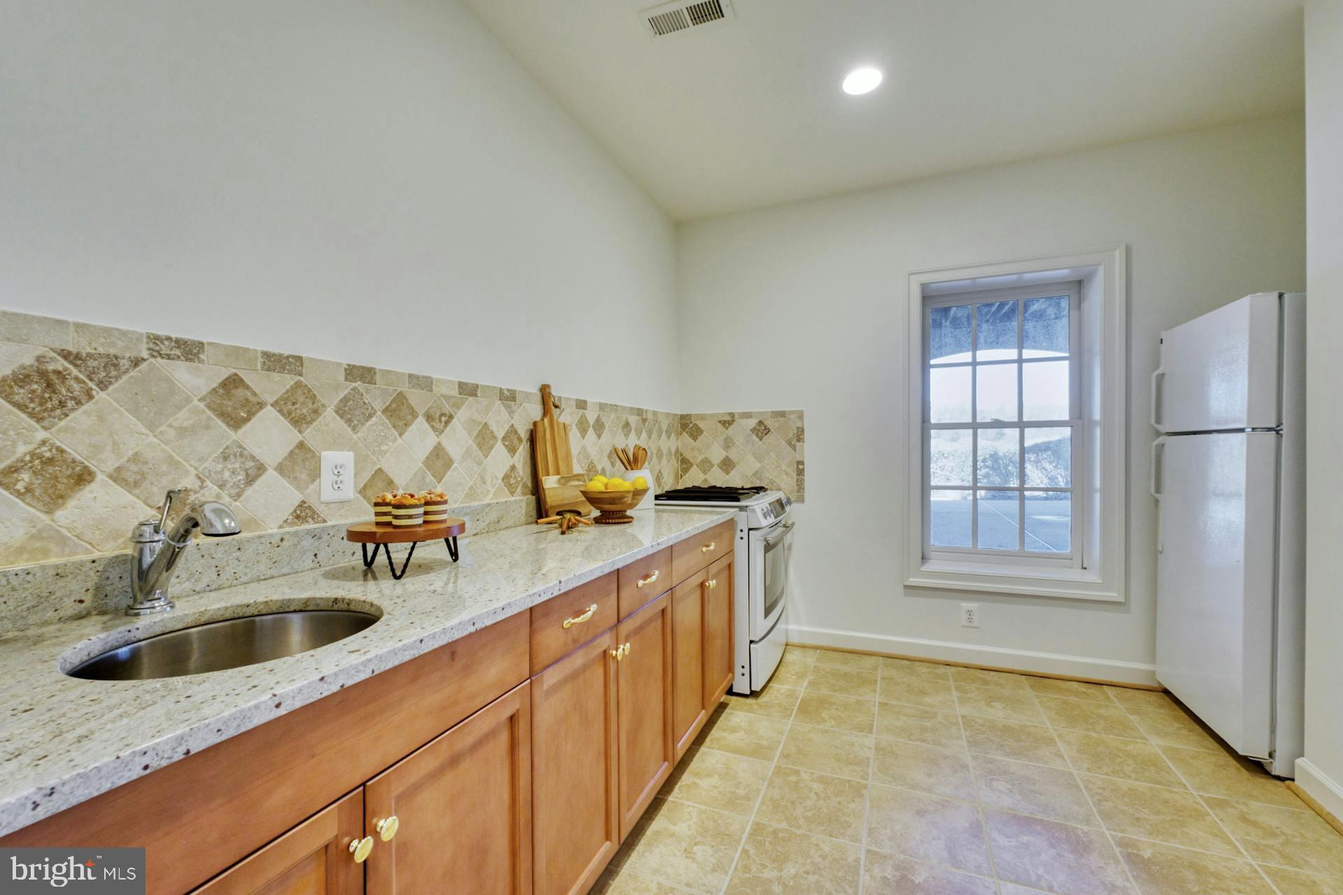 BEACON HILL - Residential