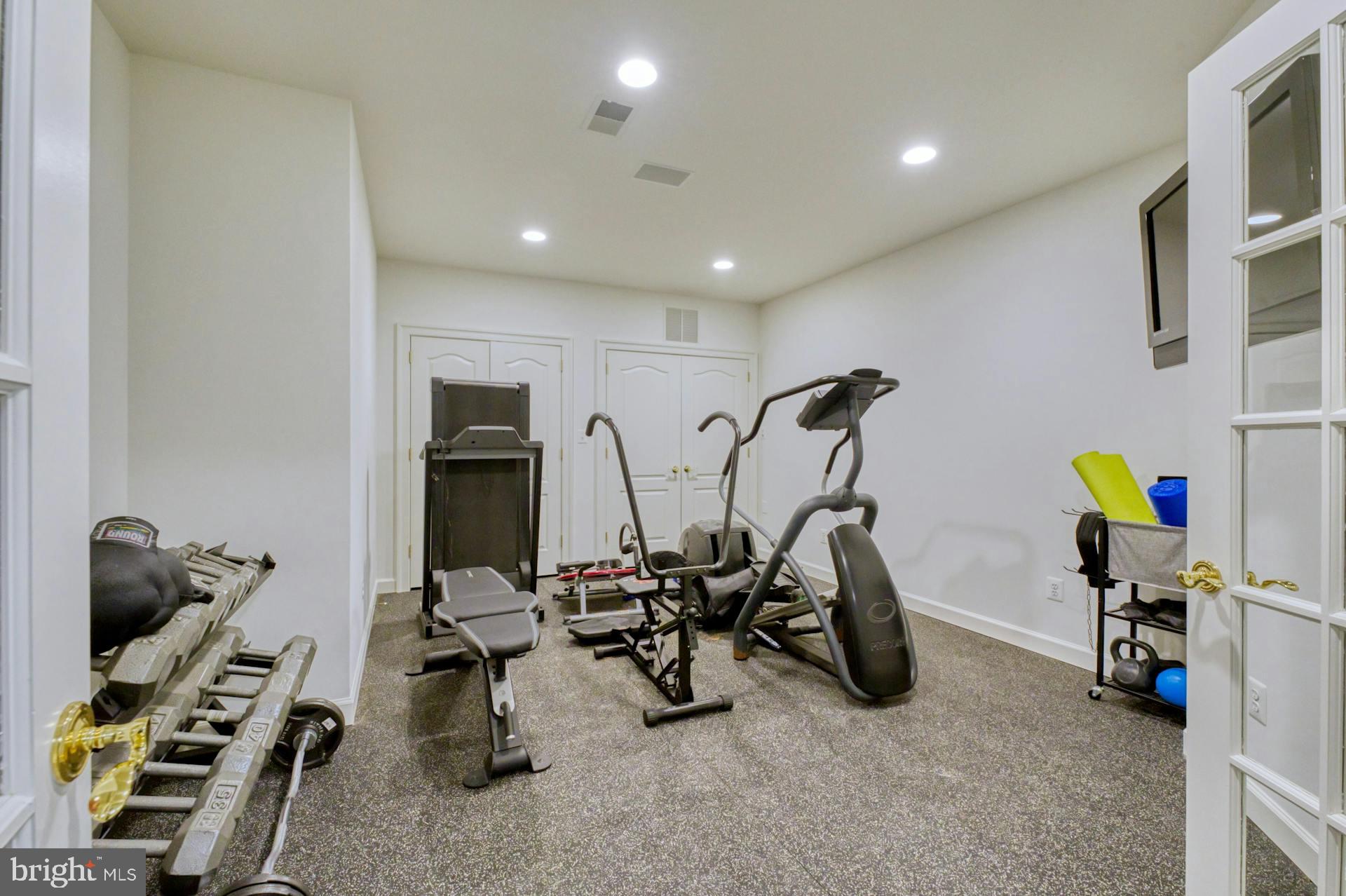 BEACON HILL - Residential