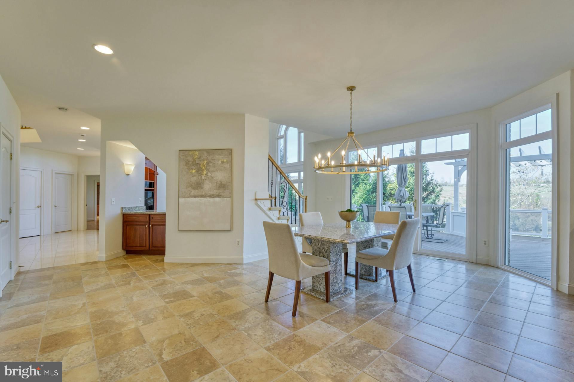 BEACON HILL - Residential