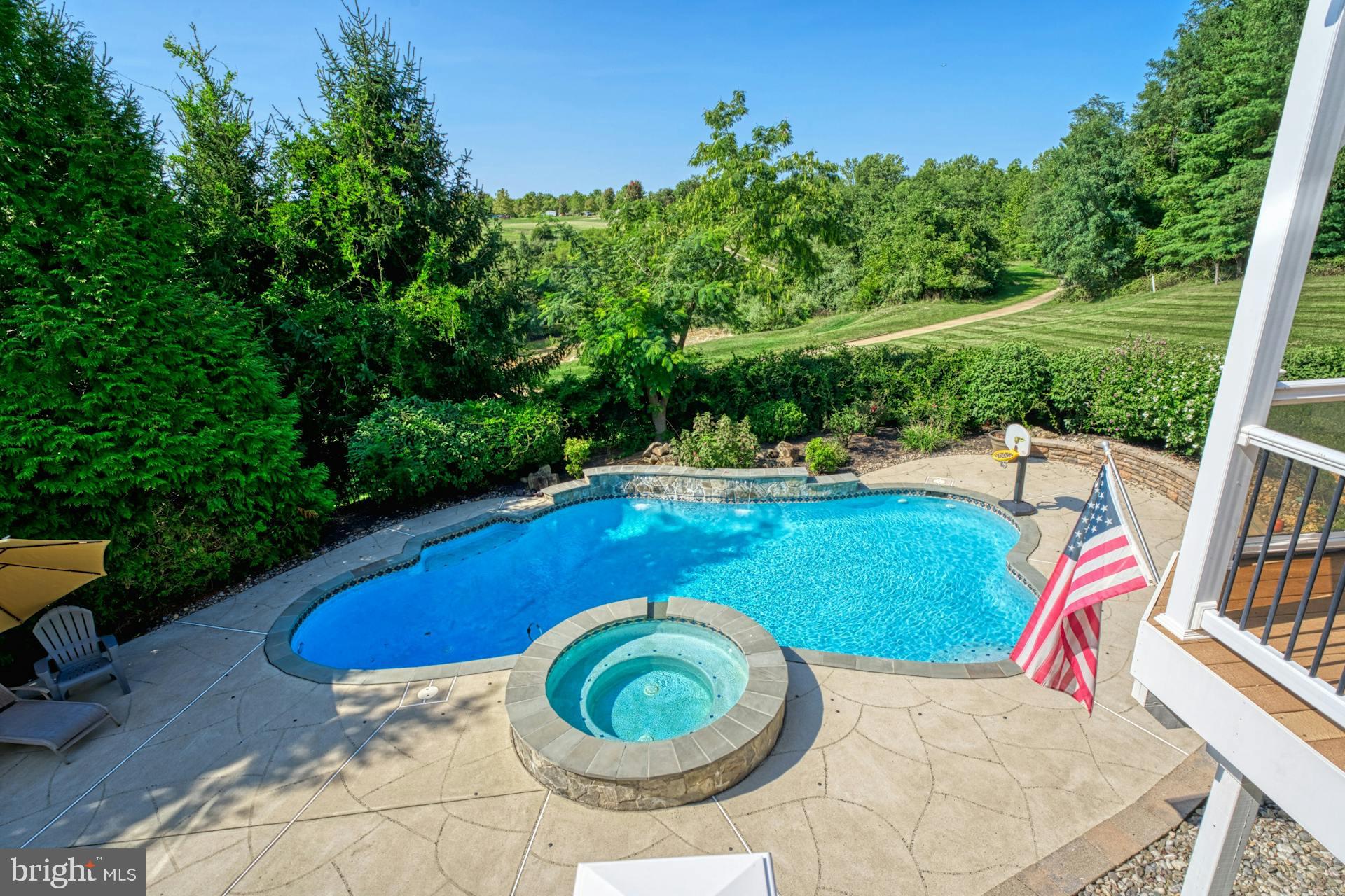 BEACON HILL - Residential