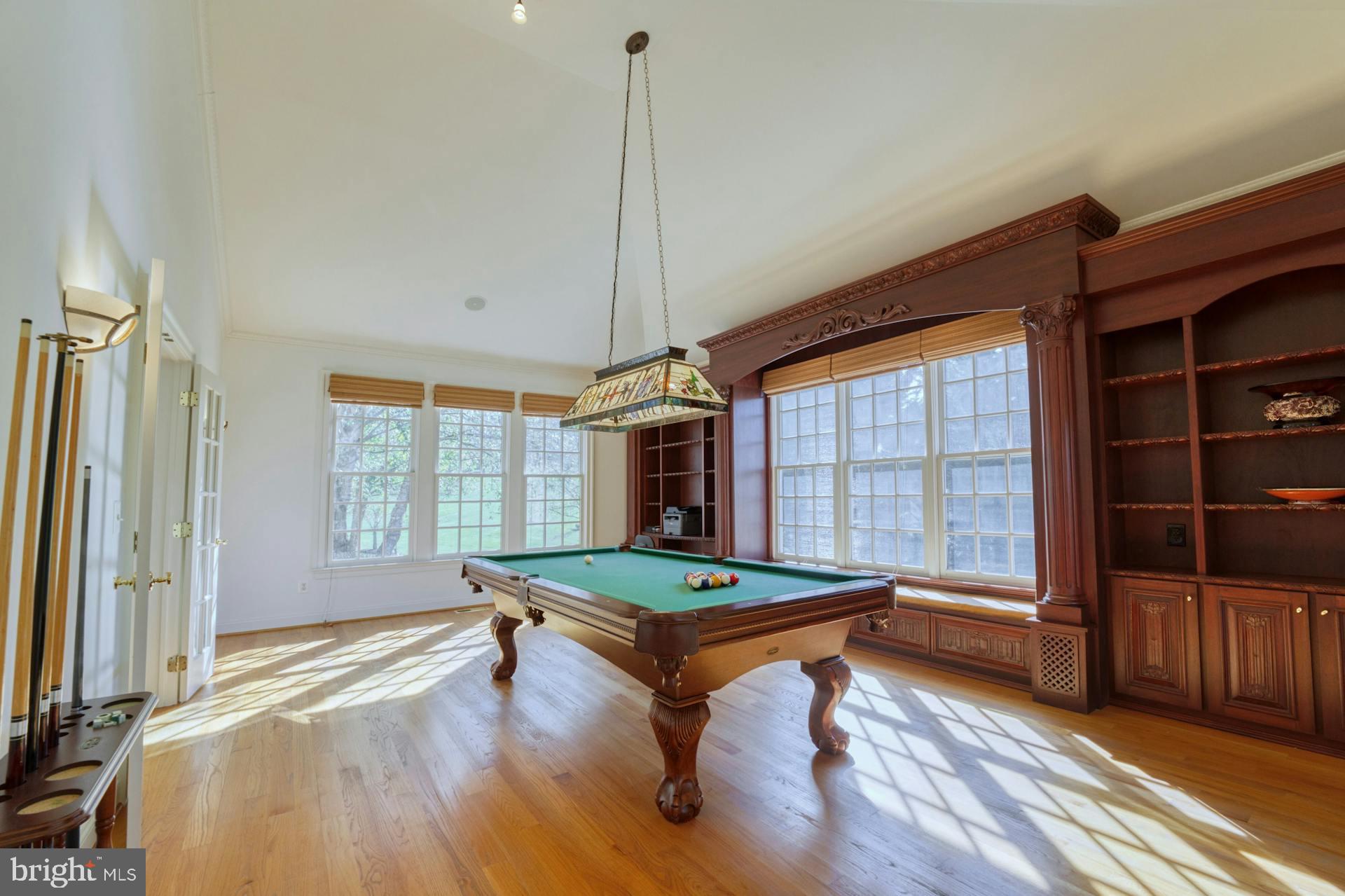 BEACON HILL - Residential