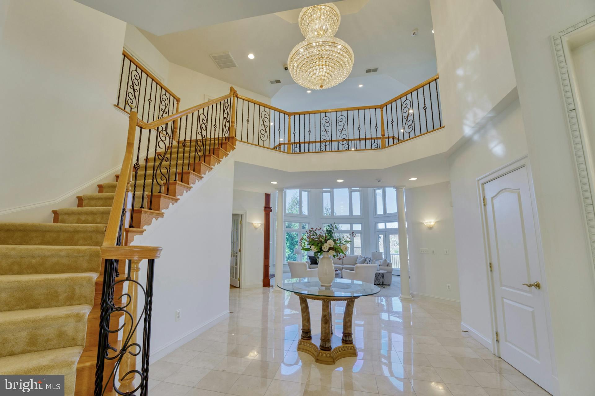 BEACON HILL - Residential