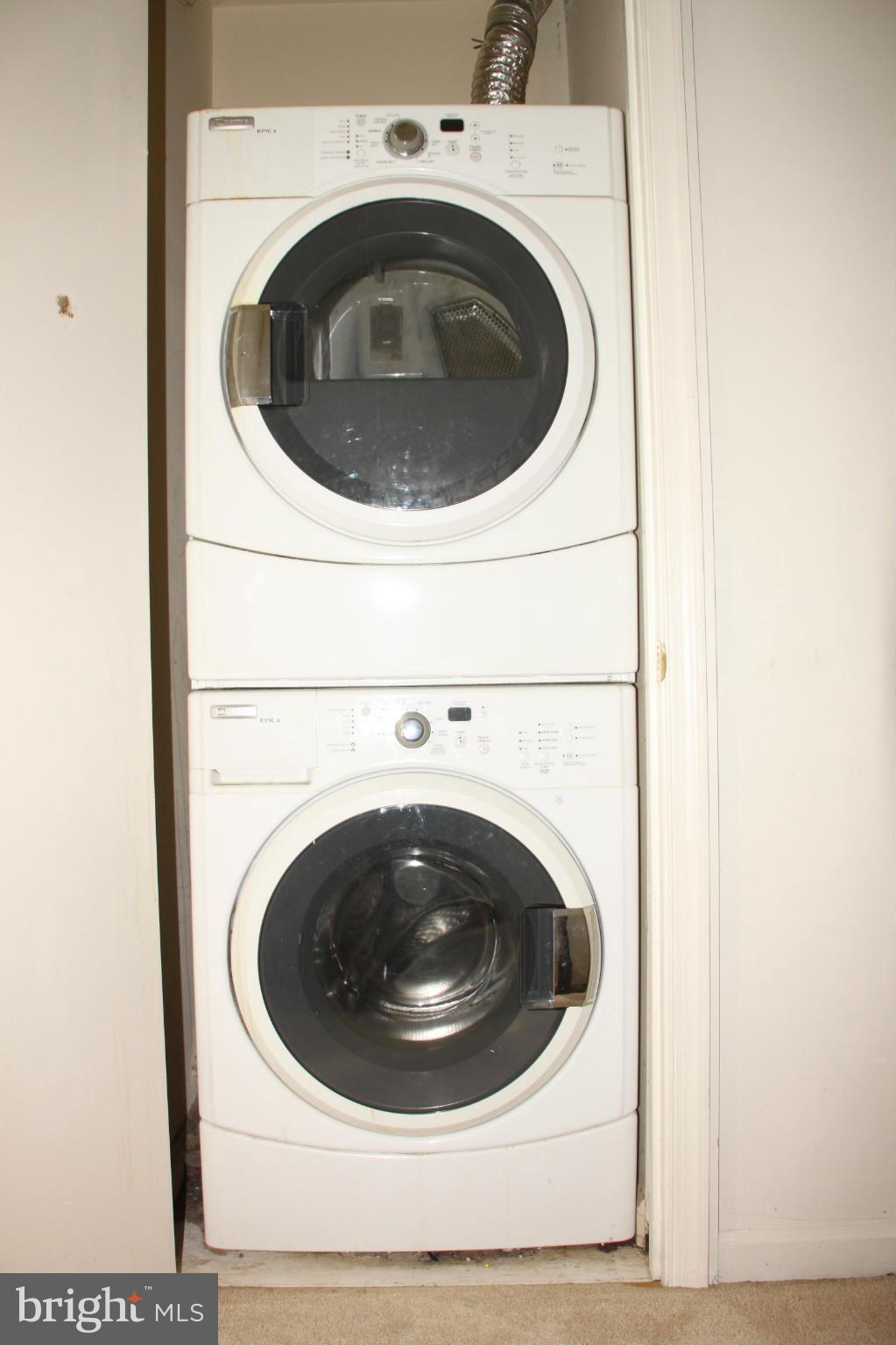 LEE LANDING PARK - Residential Lease