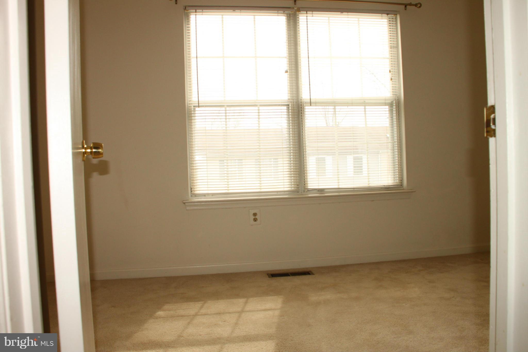 LEE LANDING PARK - Residential Lease