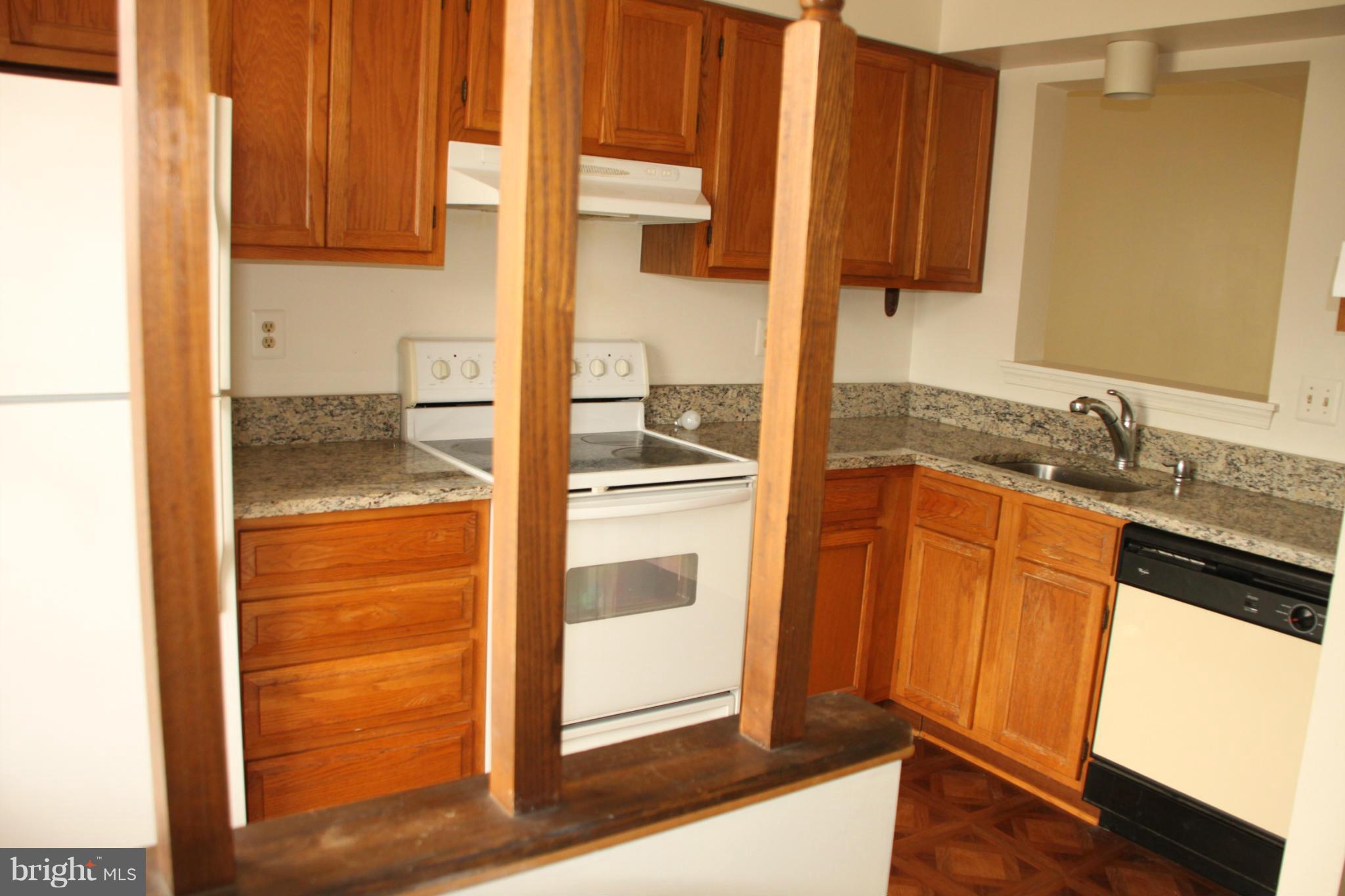 LEE LANDING PARK - Residential Lease