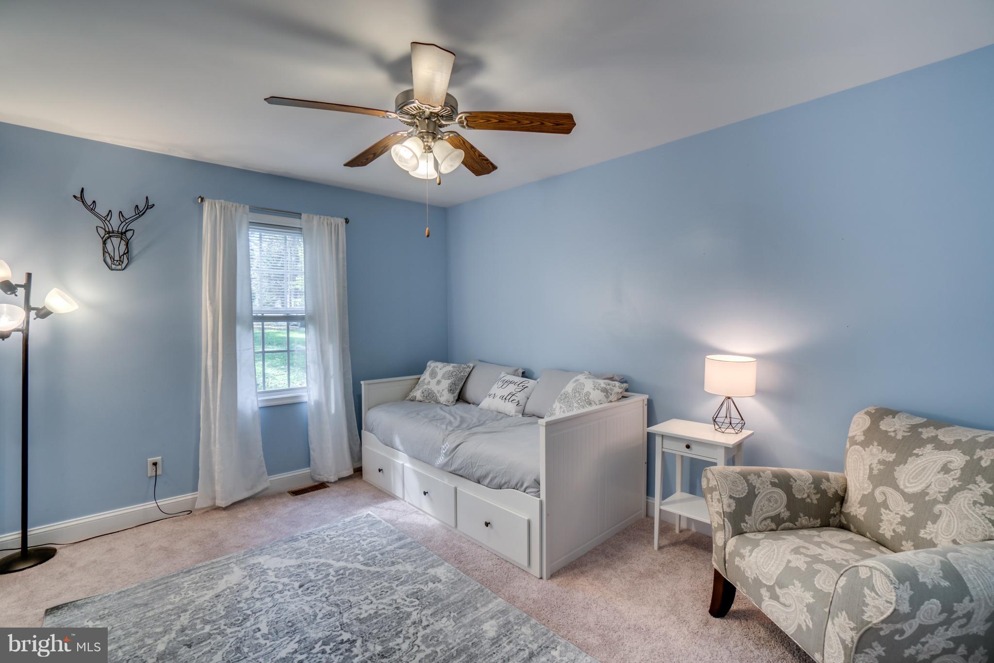 LAKE CAROLINE - Residential