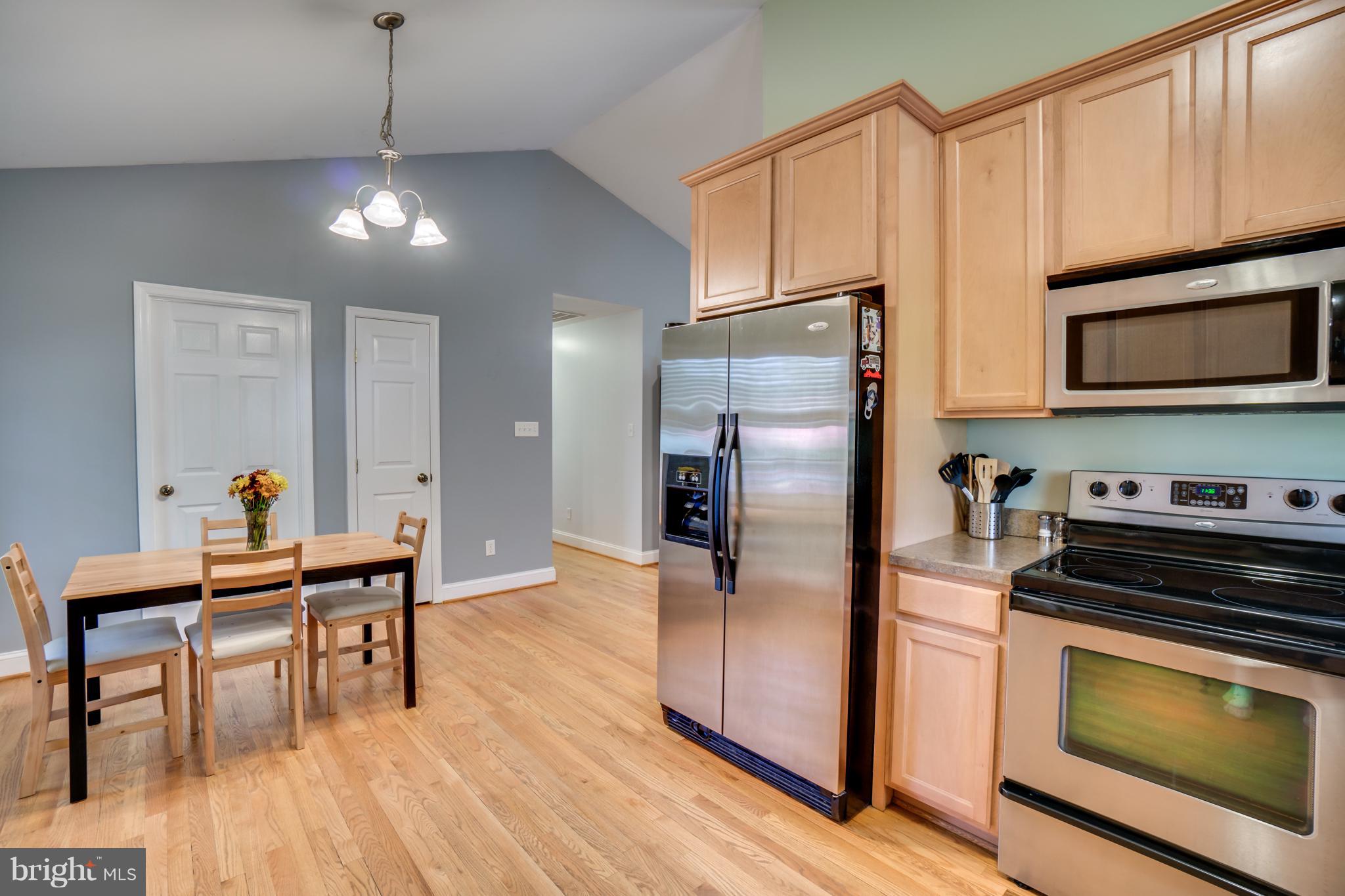 LAKE CAROLINE - Residential