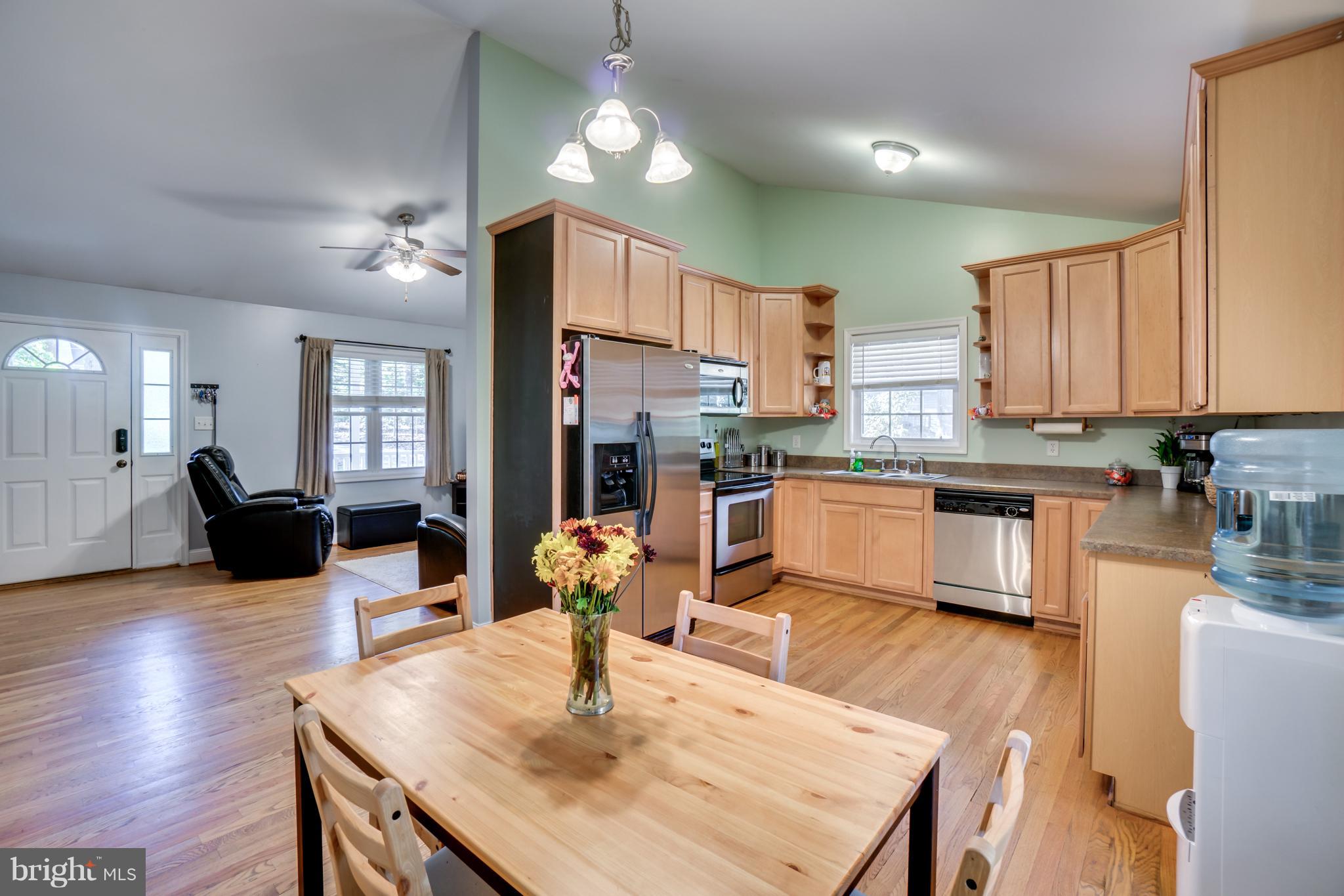 LAKE CAROLINE - Residential