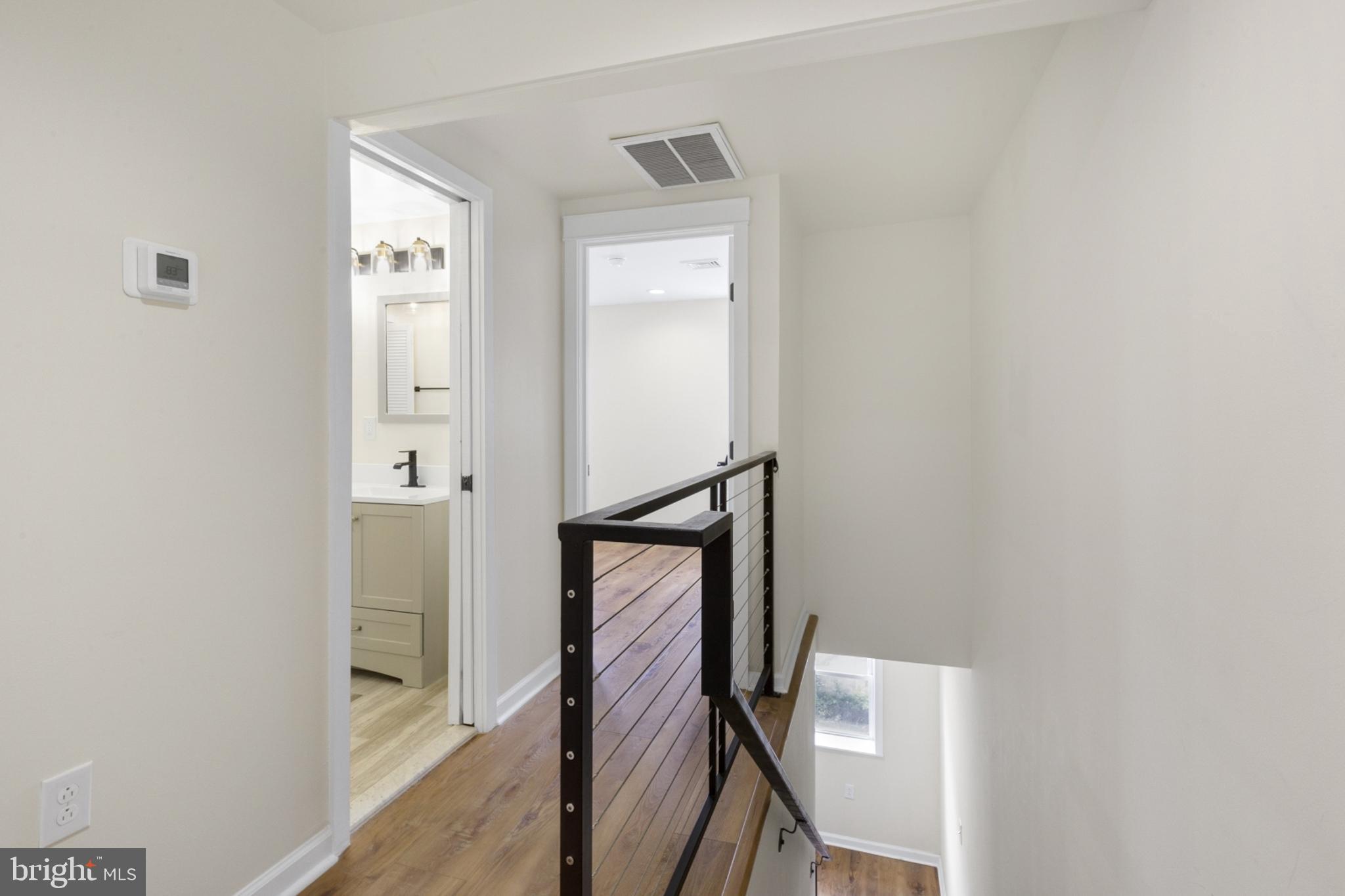 OLDE KENSINGTON - Residential Lease