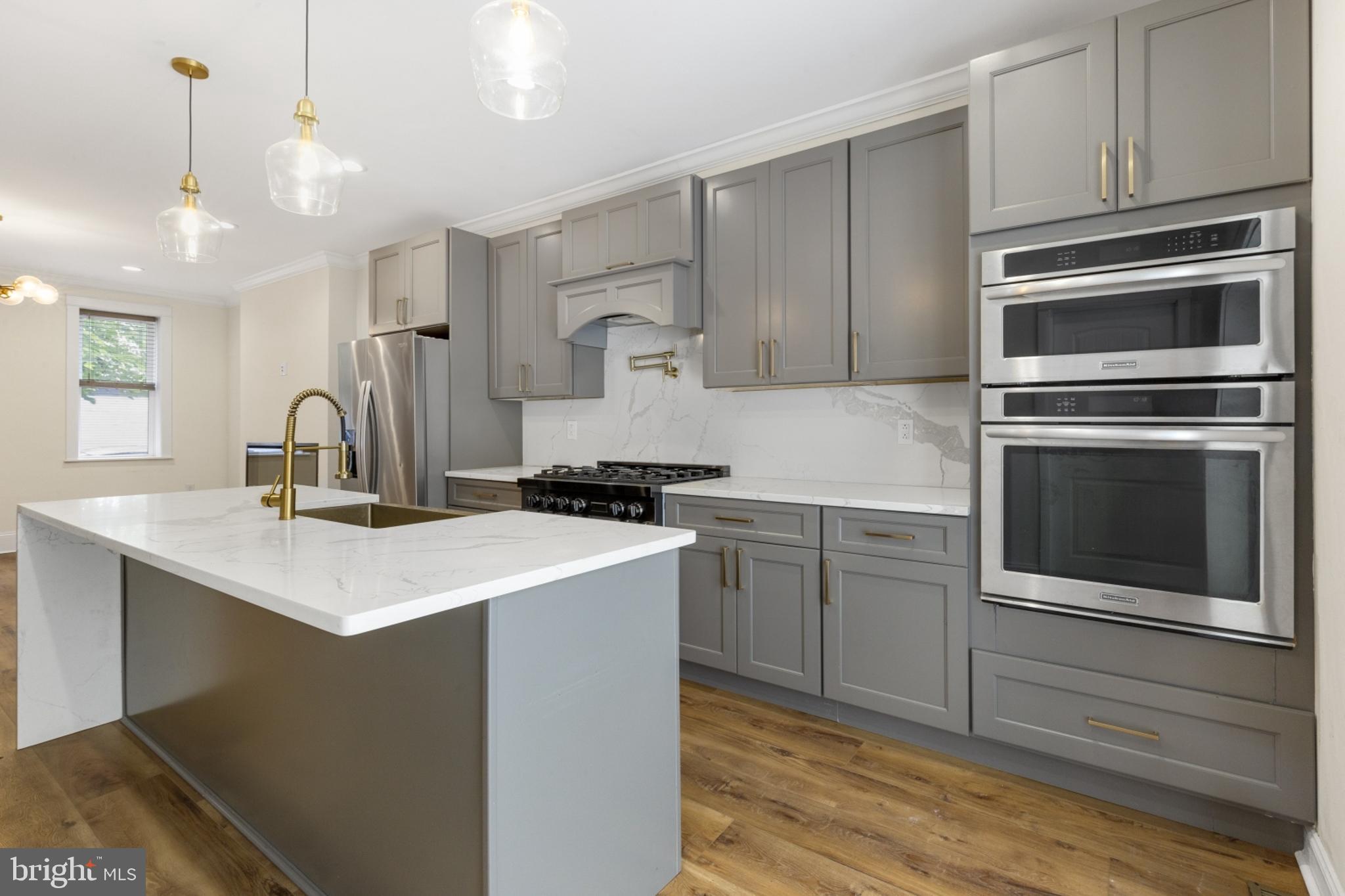 OLDE KENSINGTON - Residential Lease