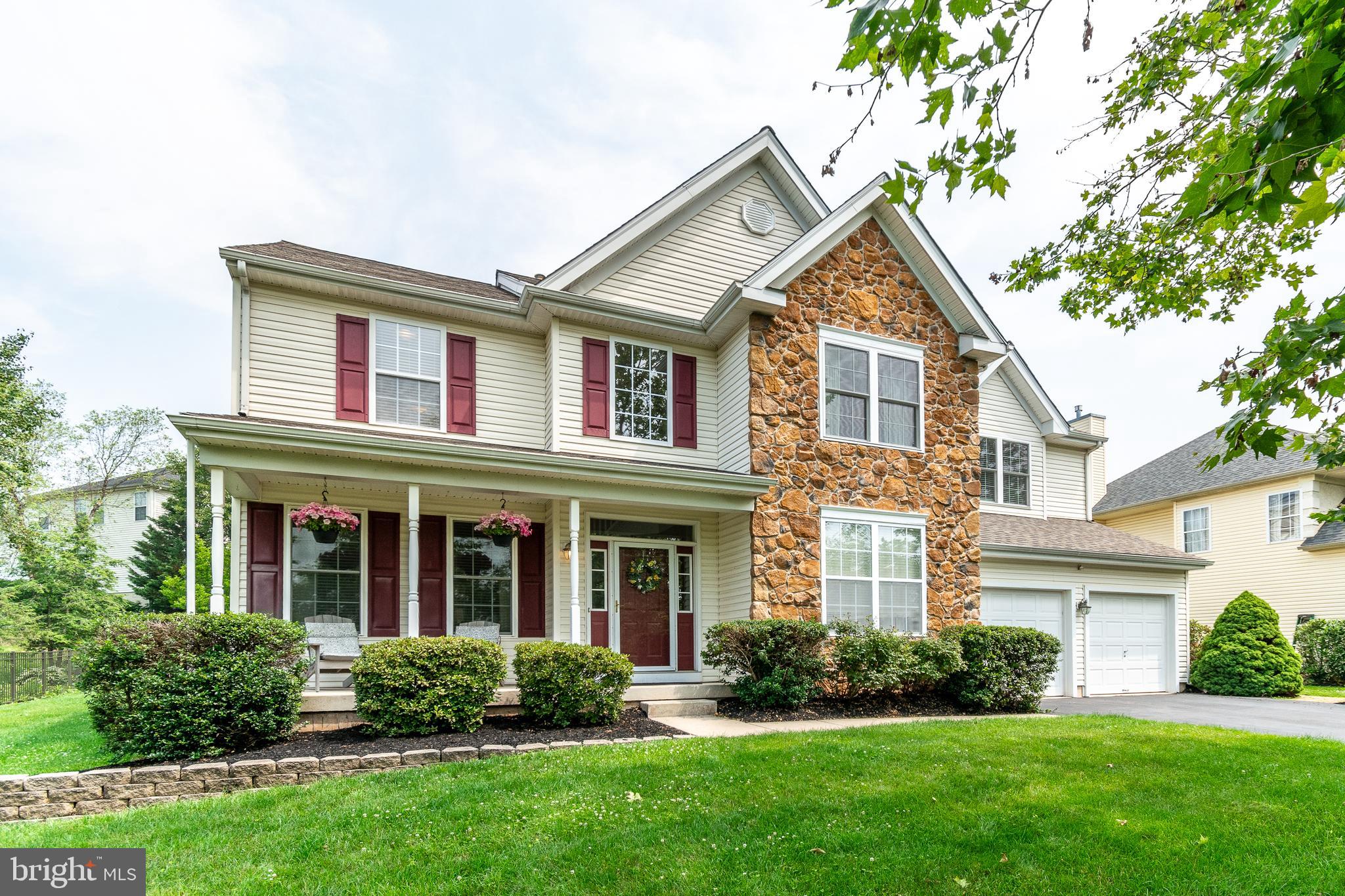 NORTH POINTE - Residential