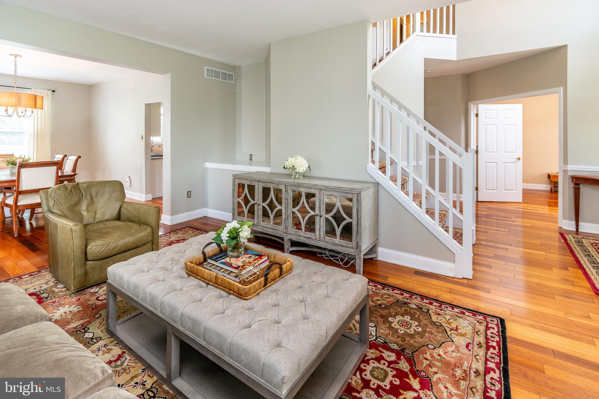 NORTH POINTE - Residential