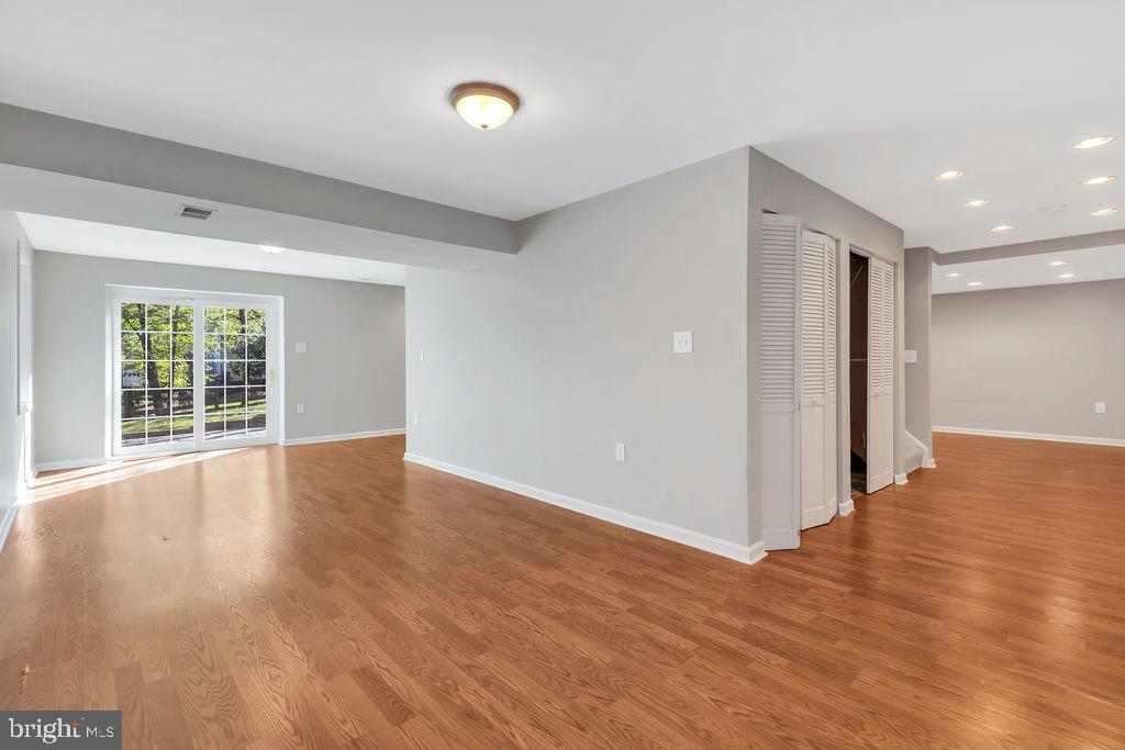 CONNEMARA WOODS - Residential