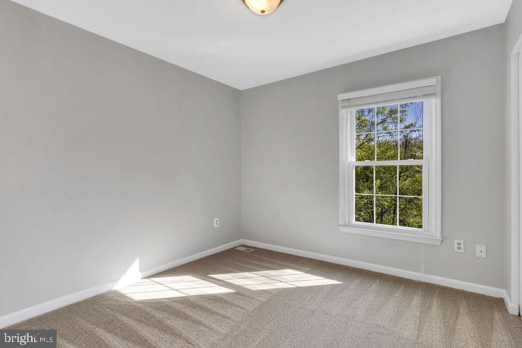 CONNEMARA WOODS - Residential