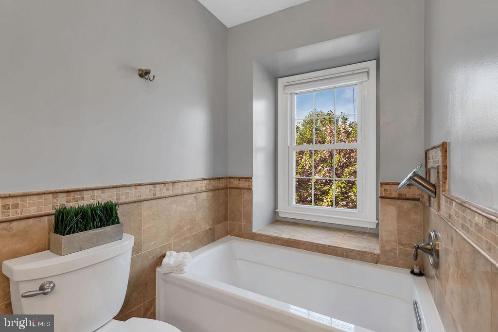 CONNEMARA WOODS - Residential