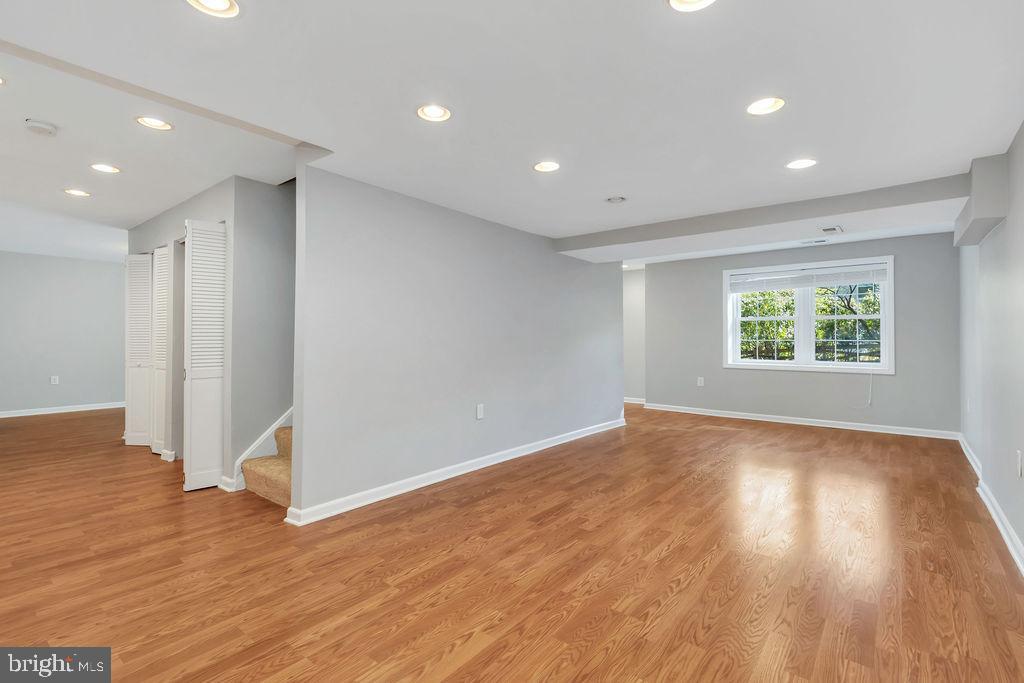 CONNEMARA WOODS - Residential