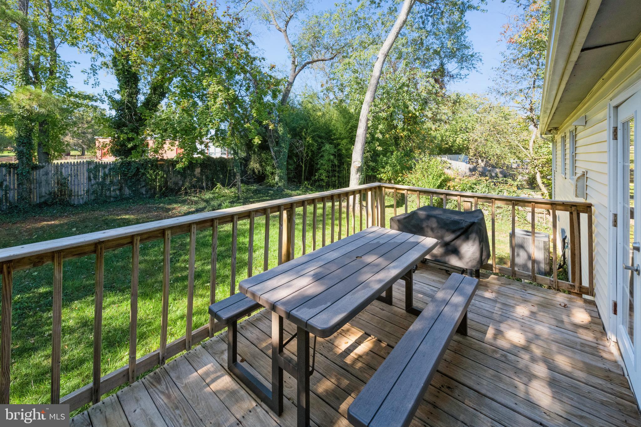 BROOKE MANOR - Residential