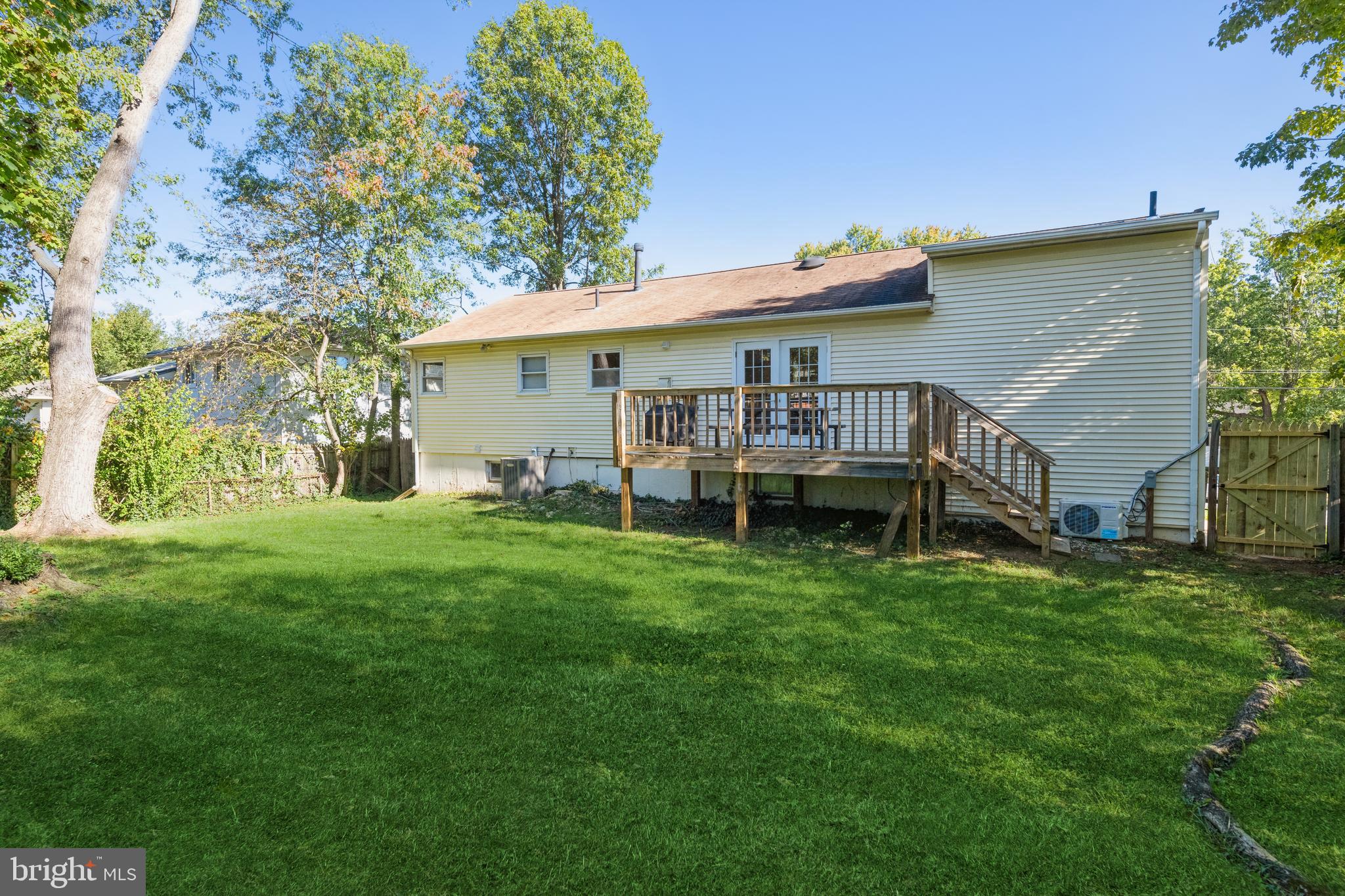 BROOKE MANOR - Residential