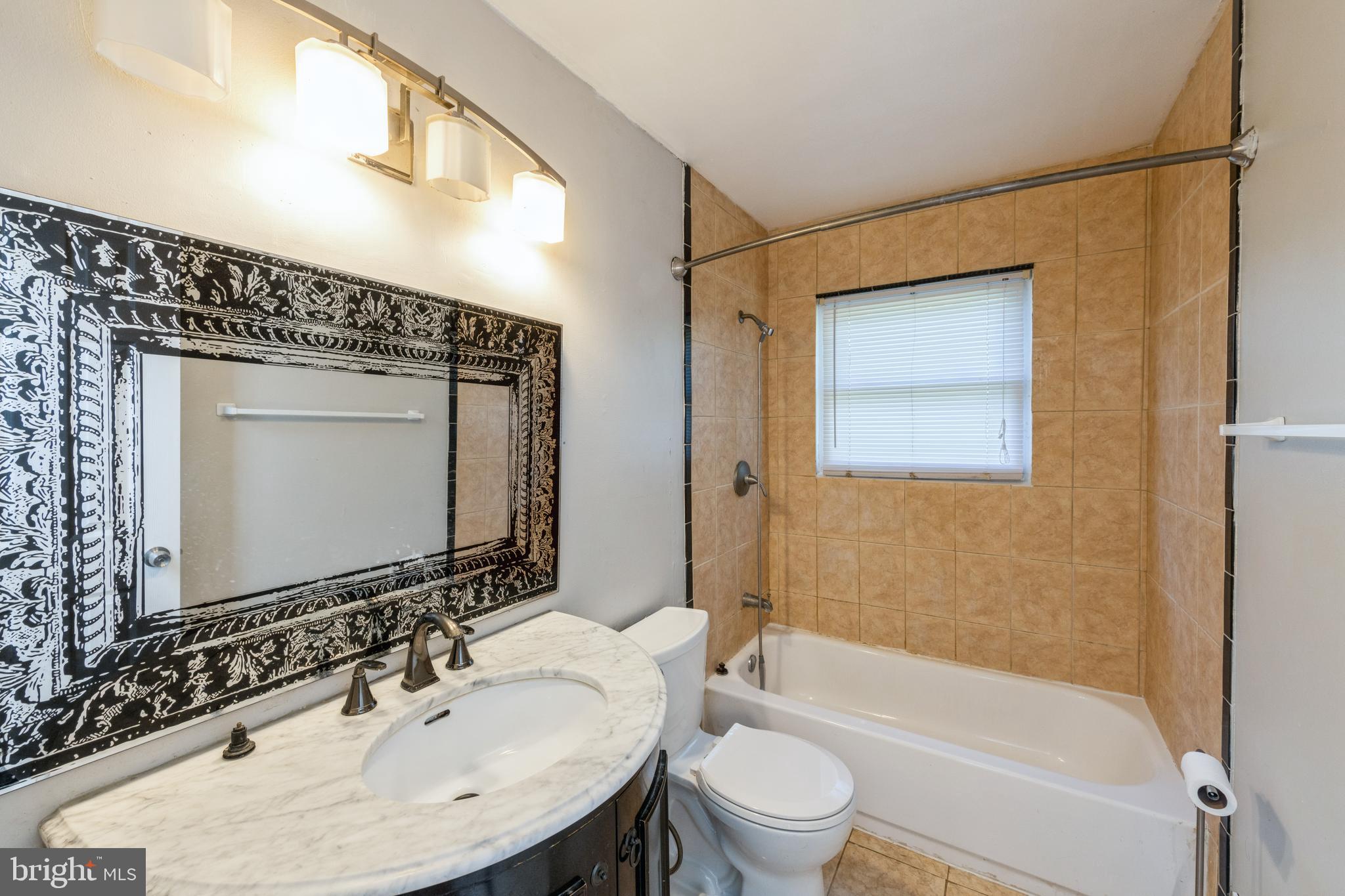 BROOKE MANOR - Residential