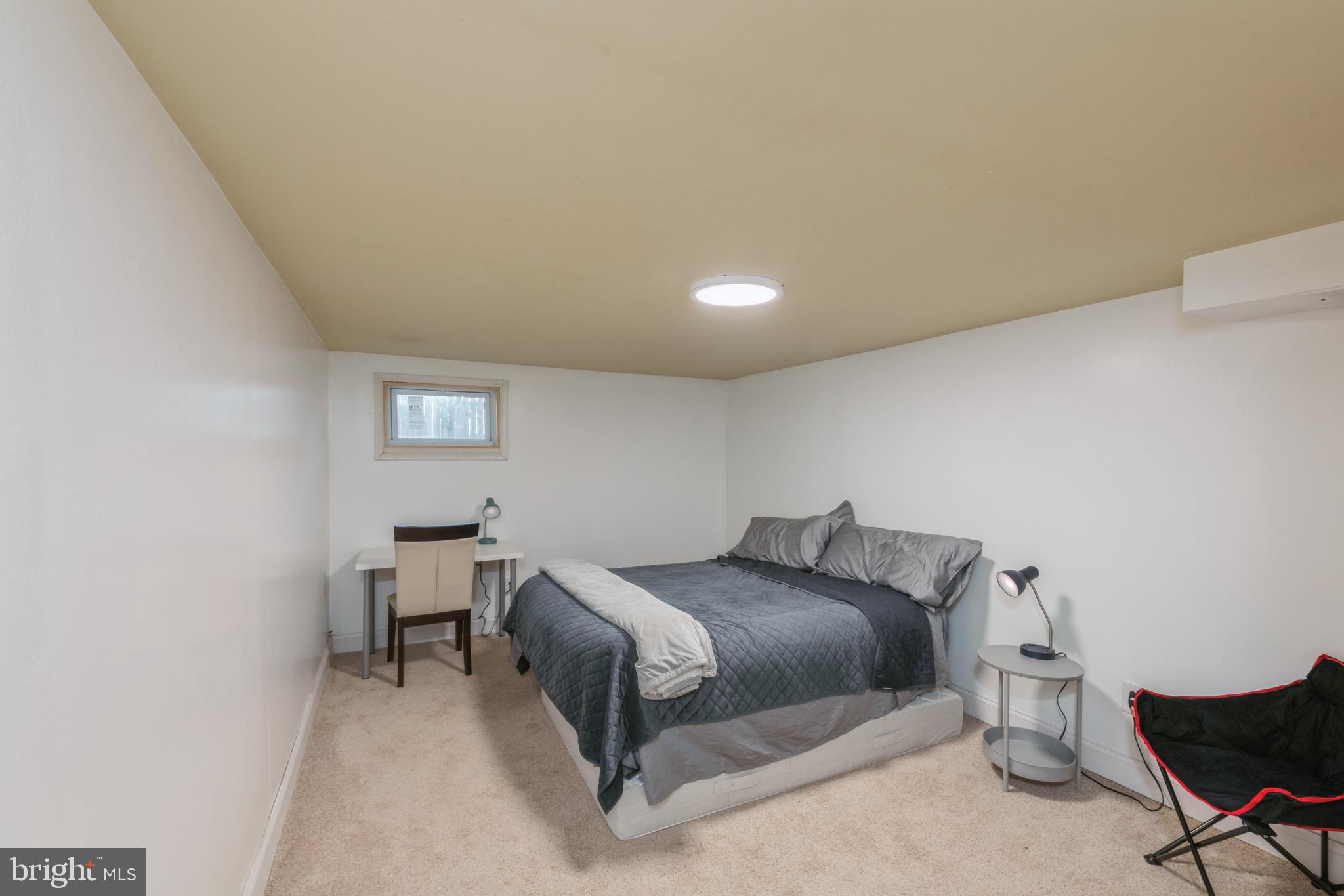 BROOKE MANOR - Residential