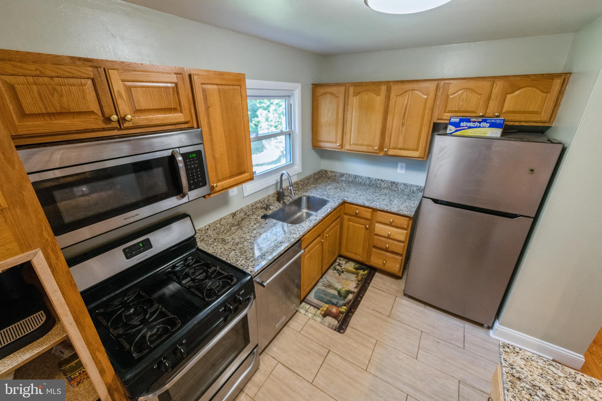 BROOKE MANOR - Residential