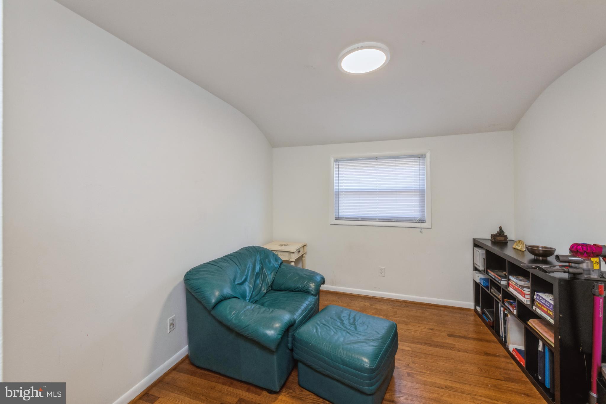 BROOKE MANOR - Residential