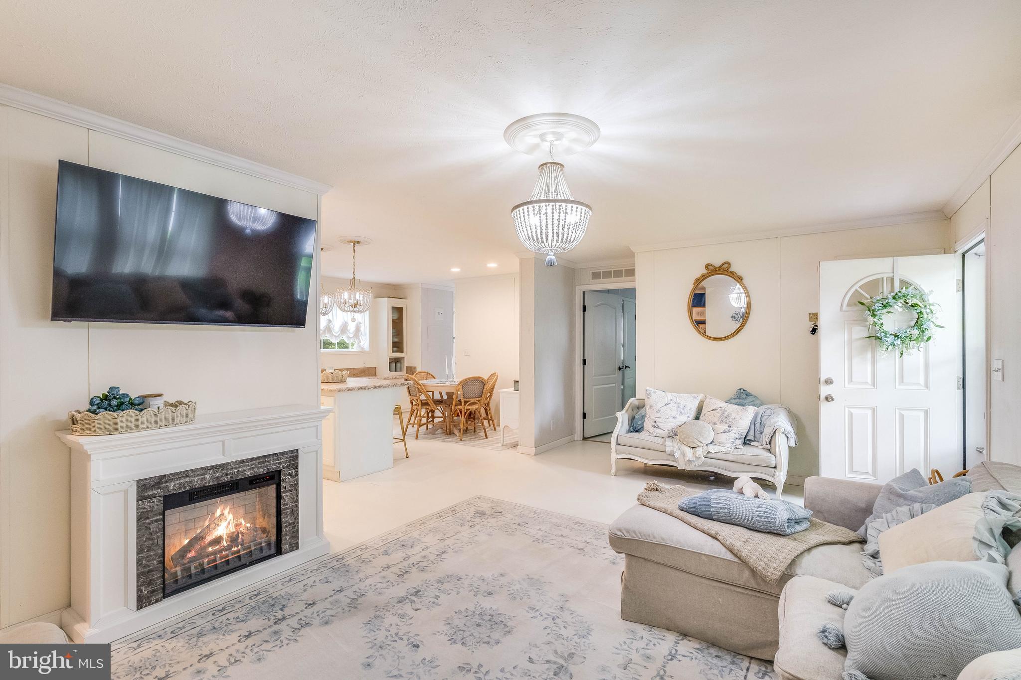 25762 HOLLY VIEW DRIVE