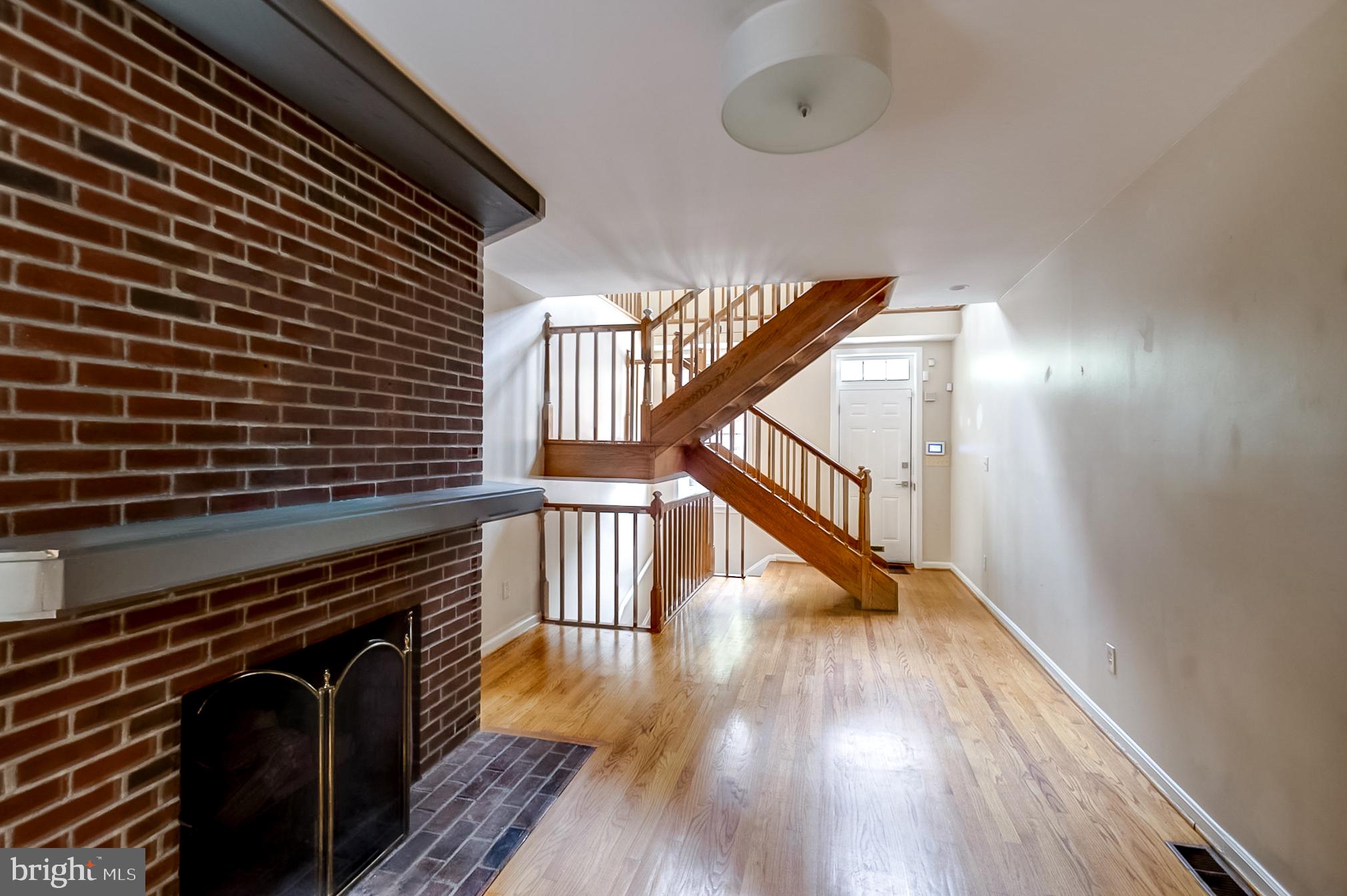 13 E HENRIETTA STREET